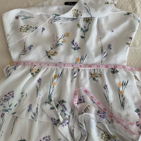 one shoulder mini dress peplum style flowing fabric garden flower print fairy - Picture 1 of 14